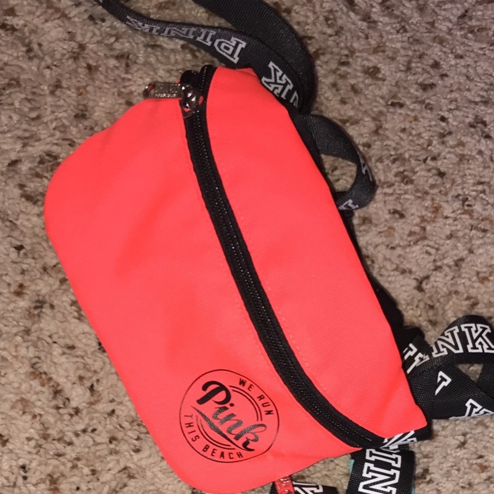VS Fanny pack